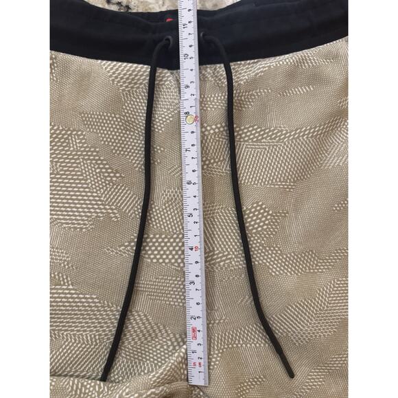 Nike Shorts Mens Small Beige Camo Print Tech Fleece Joggers Athletic Workout Gym - Picture 8 of 11